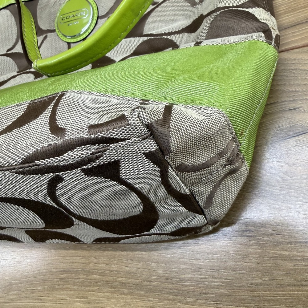 Coach Y2K Signature Stripe Kiwi Tote Zip Toe Bag - Picture 8 of 15